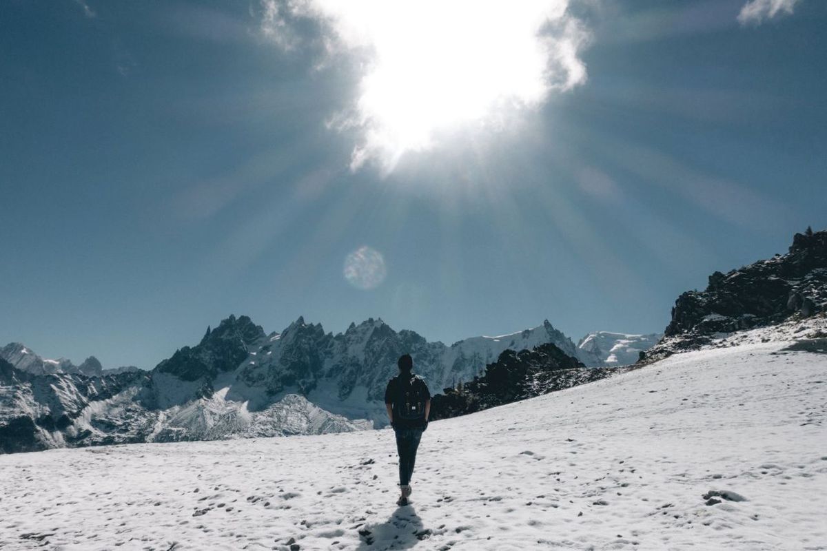 Alcuni dei percorsi che abbiamo a lungo la Grand Balcon può anche essere coperto di neve in questo periodo dell'anno, in modo da essere attenzione