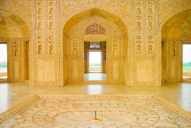 Exploring New Delhi Tourist Attractions and Agra Fort