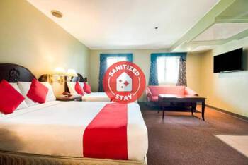 OYO 227 Palladium Suites Hotel - Mid-Range - Double Room