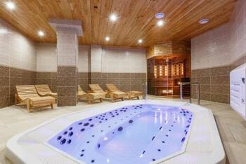 Baron SPA Hotel - Museum Yaremche - High-End - Double Room with Spa Access