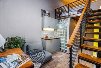 Mezzanine Hotel - Mid-Range - Double Room