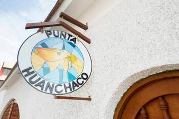 Punta Huanchaco Hostel - Budget - Dorm