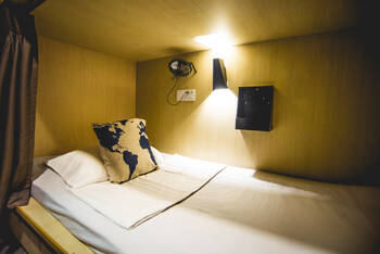 Traveller Bunker Hostel - Budget - Dorm