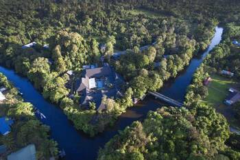 Mulu Marriott Resort - High-End - Deluxe King Room