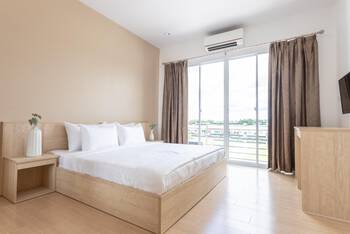 O2 Hotel Lopburi - High-End - Double Room