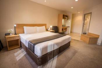President Hotel Auckland - Mid-Range - King Room