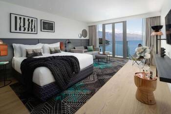 QT Queenstown - High-End - King Room