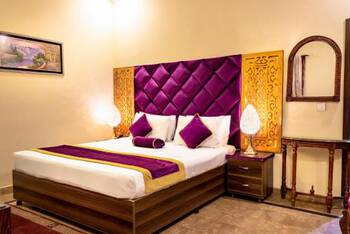 Rose Palace Hotel, Gulberg - Mid-Range - Double Room