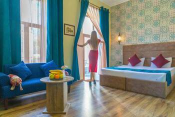 Sahil inn Hotel (Formula 1 view) - High-End - Double Room