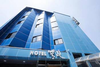 Elin Hotel - Mid-Range - Double Room
