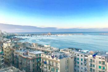 Downtown Sea View Suites - Mid-Range - 2-Bedroom Apartment