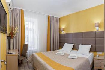 Hotel Element - Mid-Range - Double Room