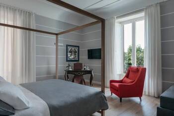 Euterpe LHT - Mid-Range - Double Room