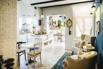 5 Vintage Guest House - Mid-Range - Double Room