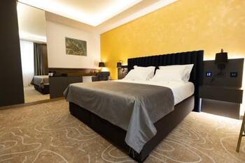 ATLAS Hotel - High-End - Double Room