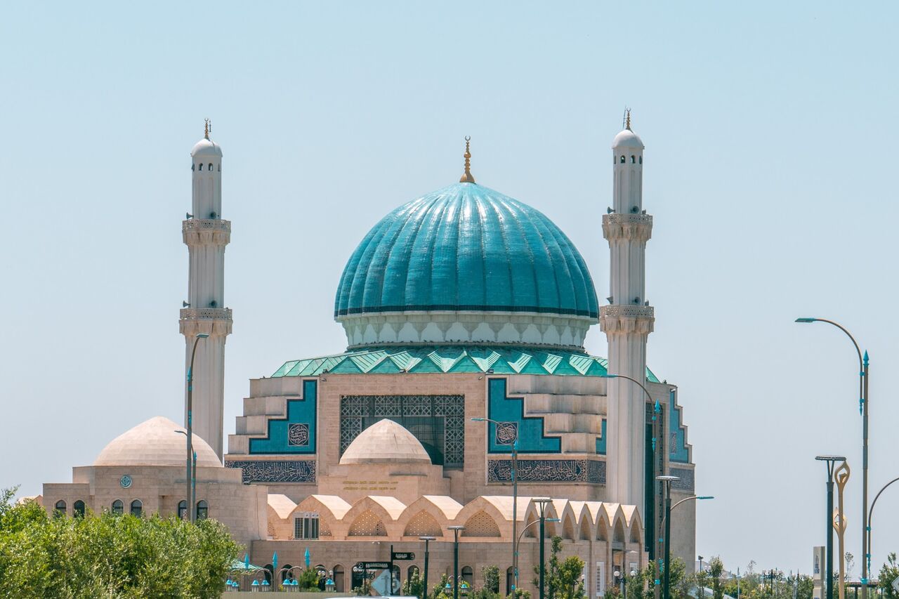 The exterior of Masjid Khoja Ahmad Yassavi in Turkestan