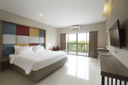 V Hotel Ubon Ratchathani - Mid-Range - Double Room