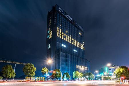 Mid-Level Hotel - High-End - Double Room