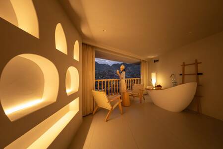 Xijiang Tianhe Shengjing Hotel - High-End - Double Room