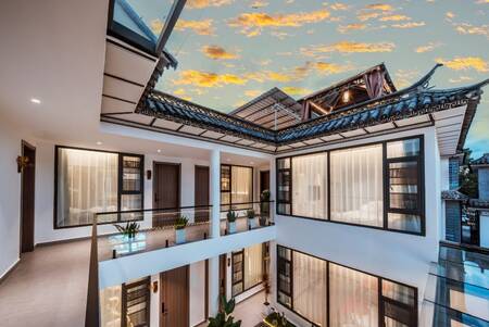 Yunbo Light Luxury Homestay (Dali Ancient City South Gate Branch) - Mid-Range - Double Room