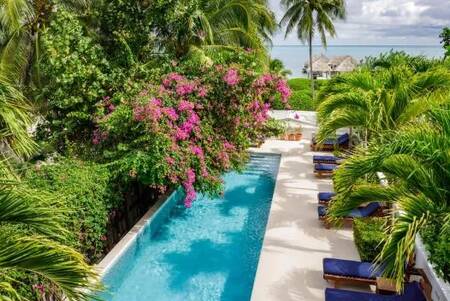 Weezie's Ocean Front Hotel and Garden Cottages - High-End - Double Room