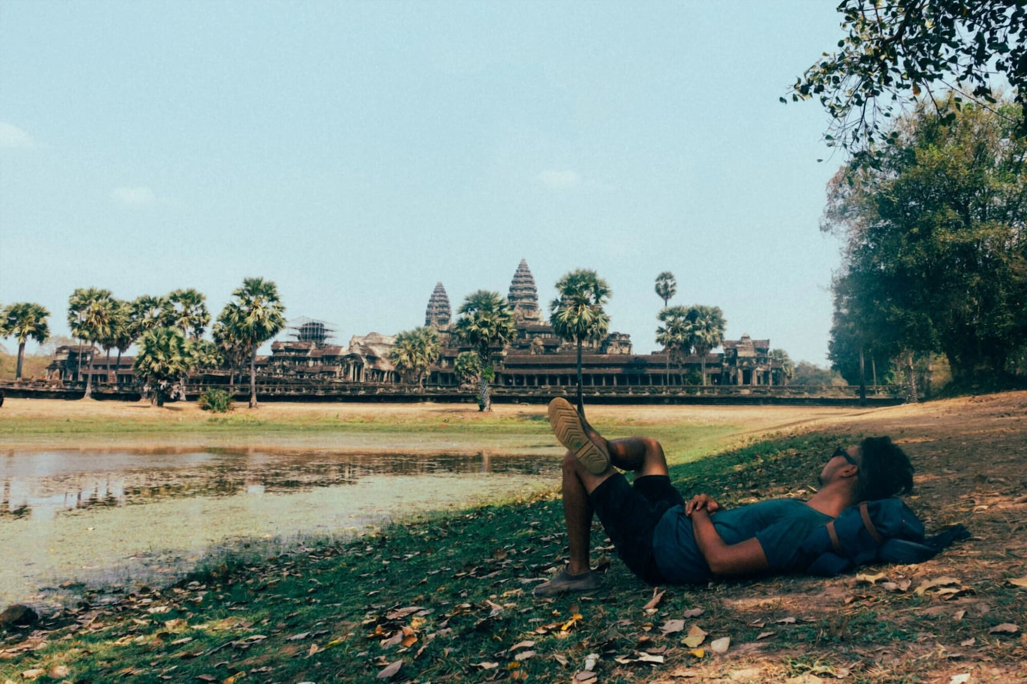 What Does it Feel Like To Travel Alone? - Feels Like Life..
