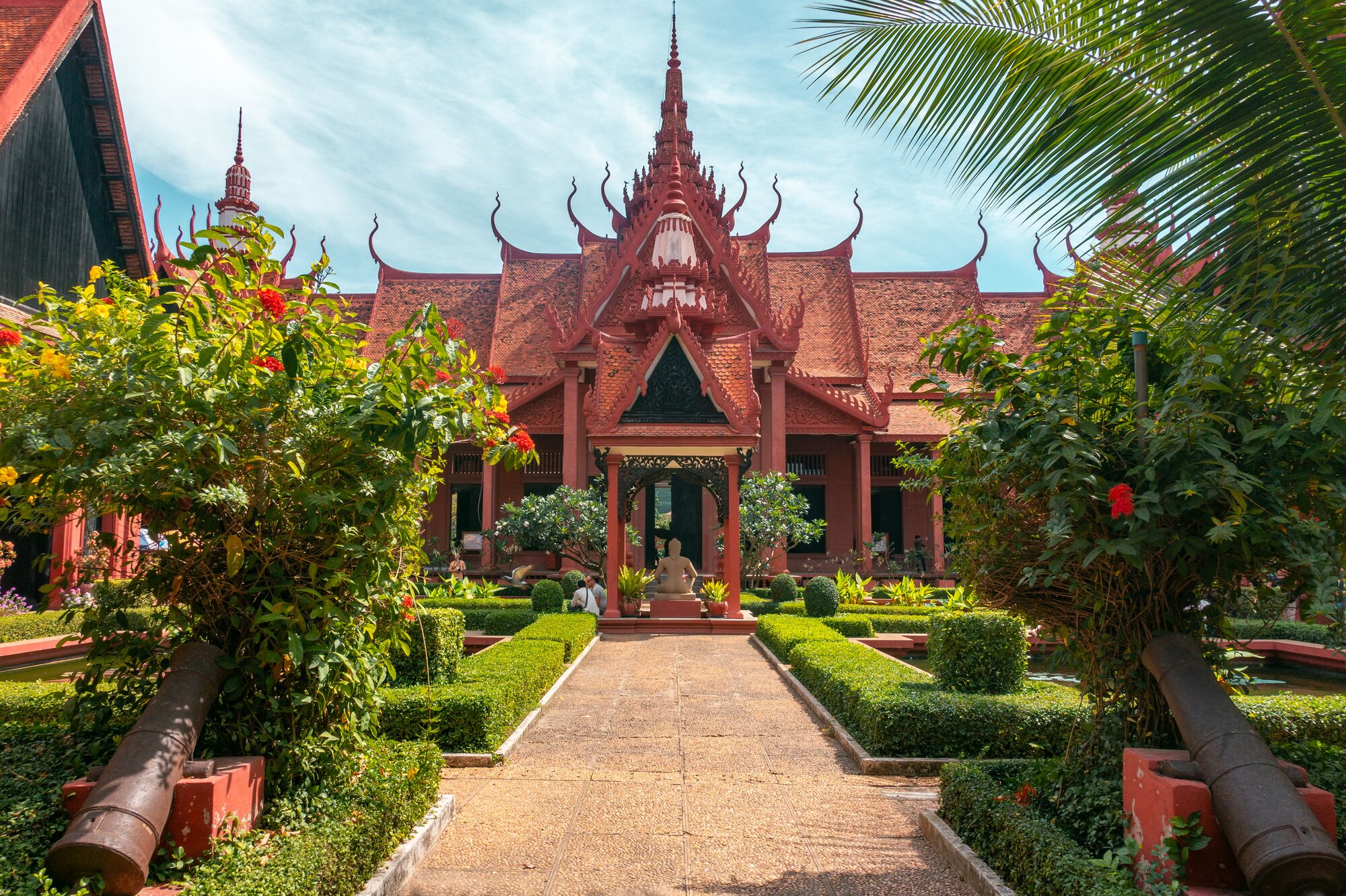 phnom penh solo travel