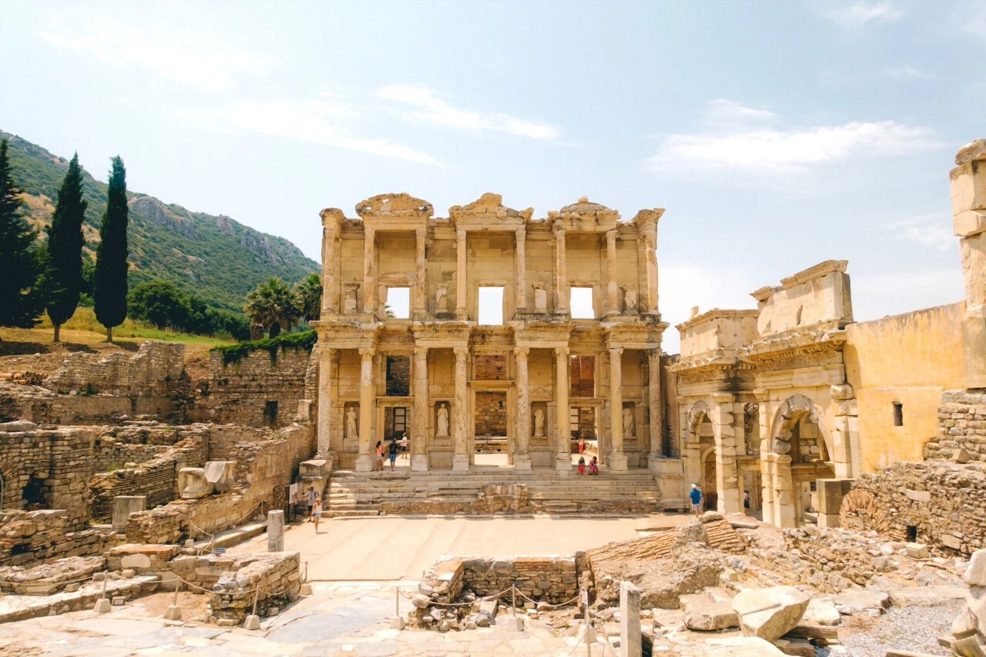 8 Fantastic Things to Do in Selcuk and Ephesus, Turkey - A Complete Guide to Backpacking Selcuk
