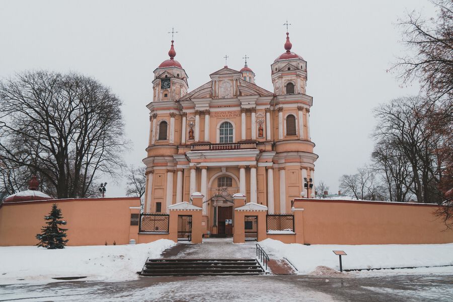 Vilnius: 10 Wonderful Things to See and Do - A Complete Guide to Backpacking Vilnius