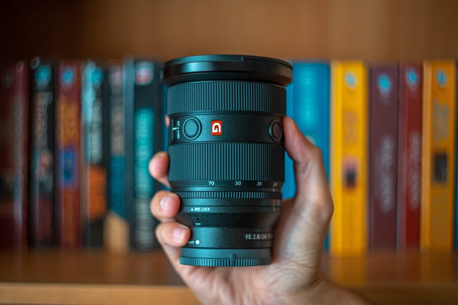 14 Best Sony Zoom Lenses to Buy in 2022