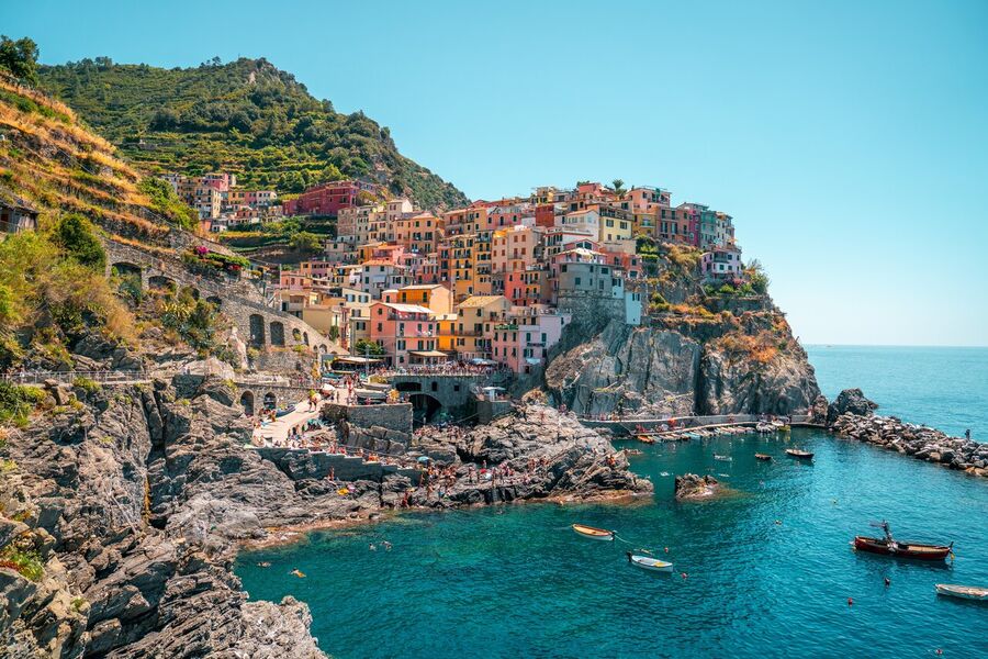 Explore Cinque Terre in a Day: A Complete Itinerary - A Complete Travel Guide