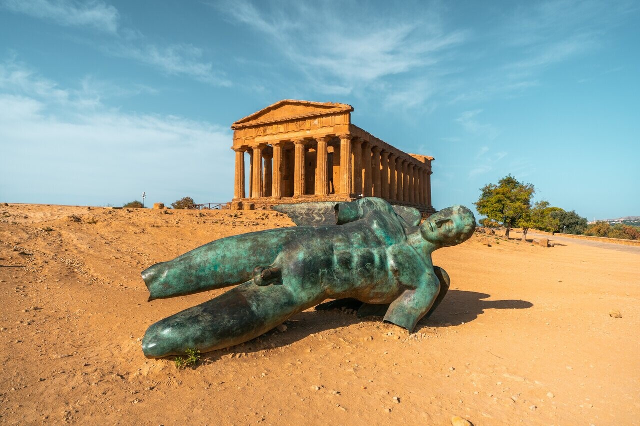 Backpacking Sicily: A 7-Day Journey of A Lifetime - The Ultimate Travel Guide