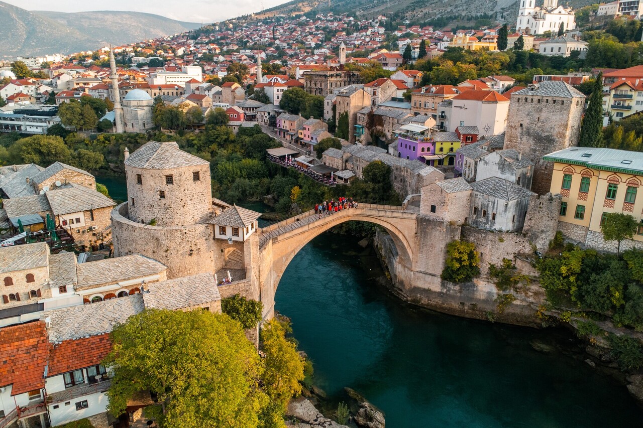 Bosnia in 6 Days: A Solo Traveler's Backpacking Guide - A Complete Travel Guide