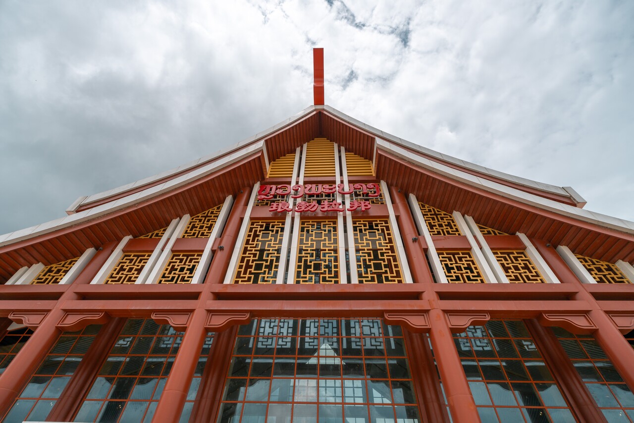 Train Travel in Laos: 10 Things I Wish I Knew Earlier - A Beginner's Guide