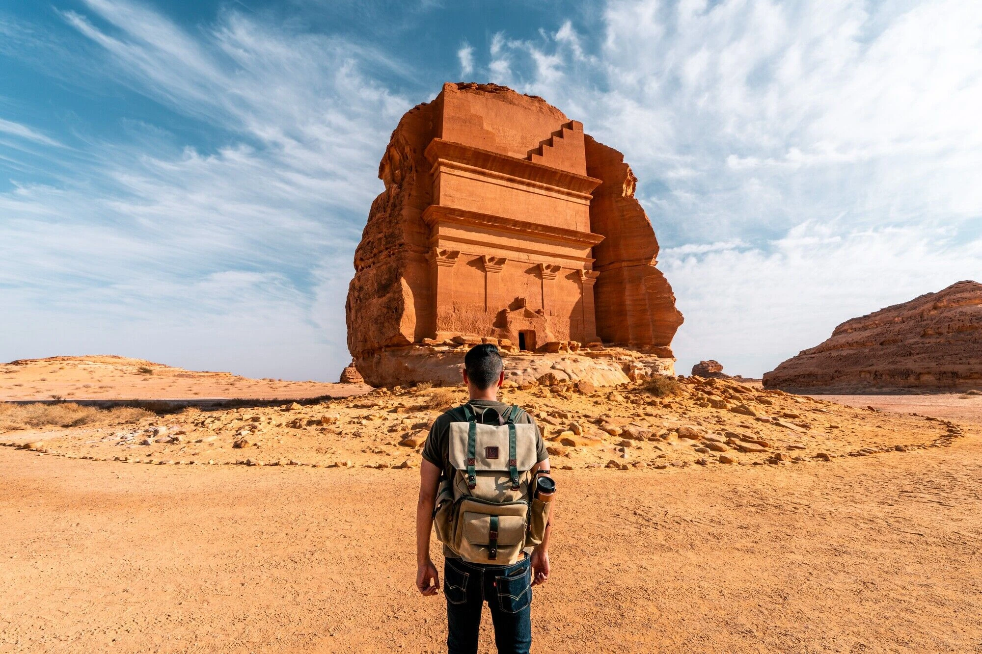 Discover AlUla: 10 Unforgettable Experiences You Shouldn't Miss - A Complete Travel Guide