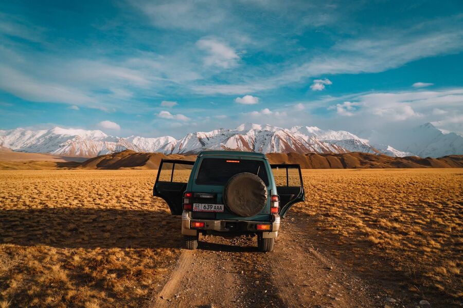 21 Favorite Road Trip Quotes to Inspire Your Next Adventure - The best quotes for Reels, Tiktok, or photo caption