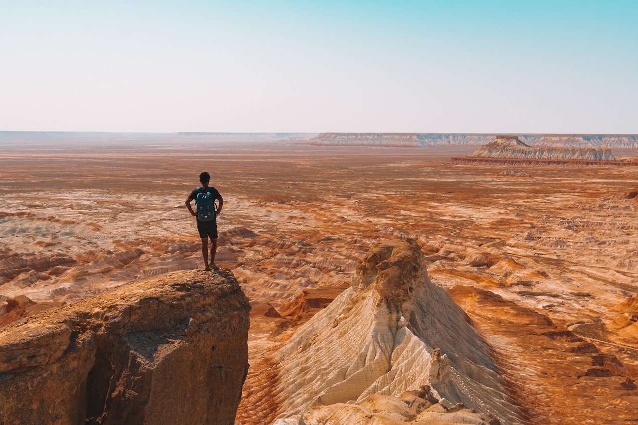 o Seu acampamento lugar deve estar em algum lugar perto do planalto de que irá permitir que você para subir e ver a vista de 360° do canyon ao ter de frango grelhado com seu motorista, assistindo o pôr do sol transformando a paisagem como um todo laranja