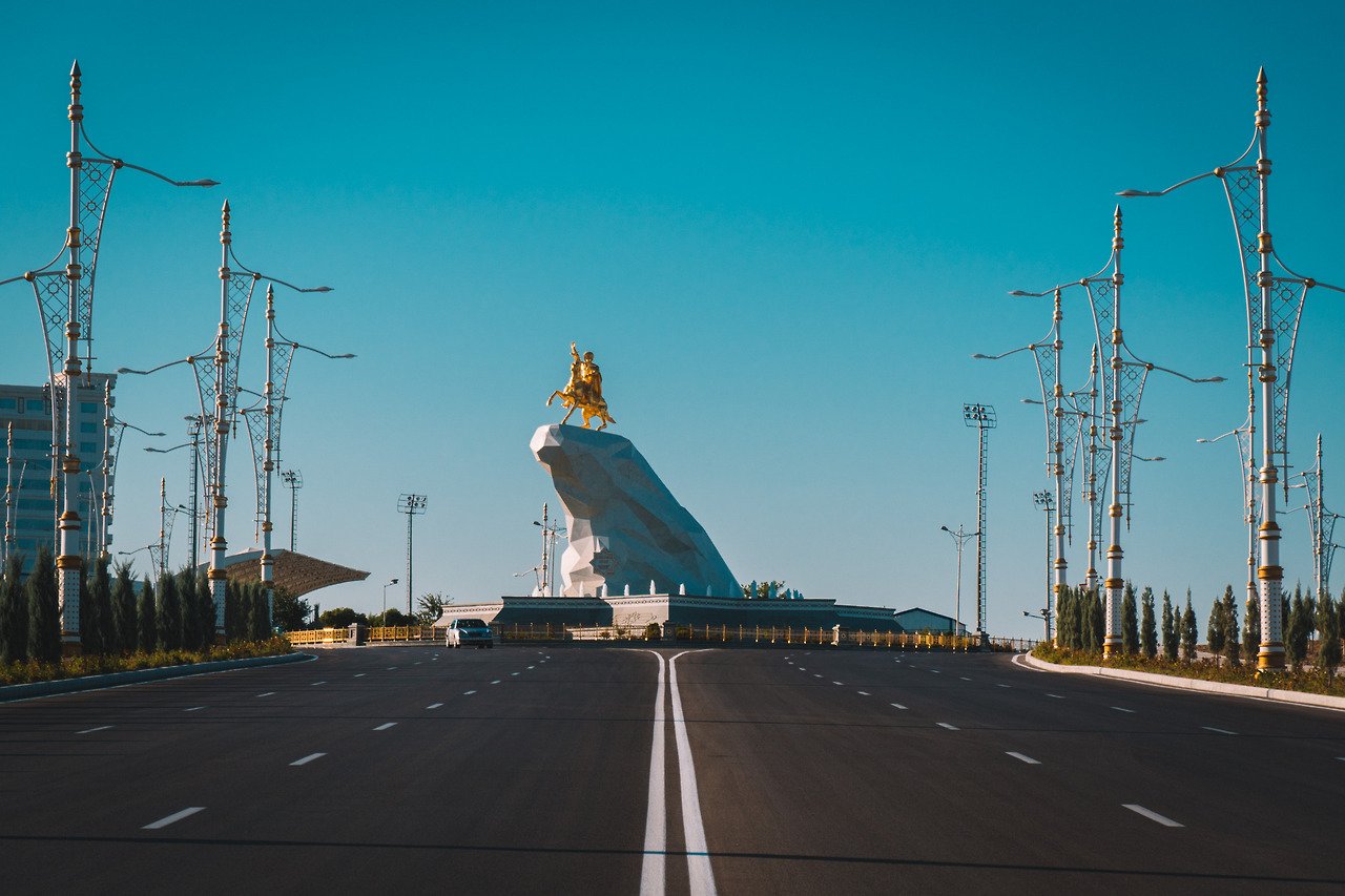 Ashgabat, Turkmenistan (2 Nächte)