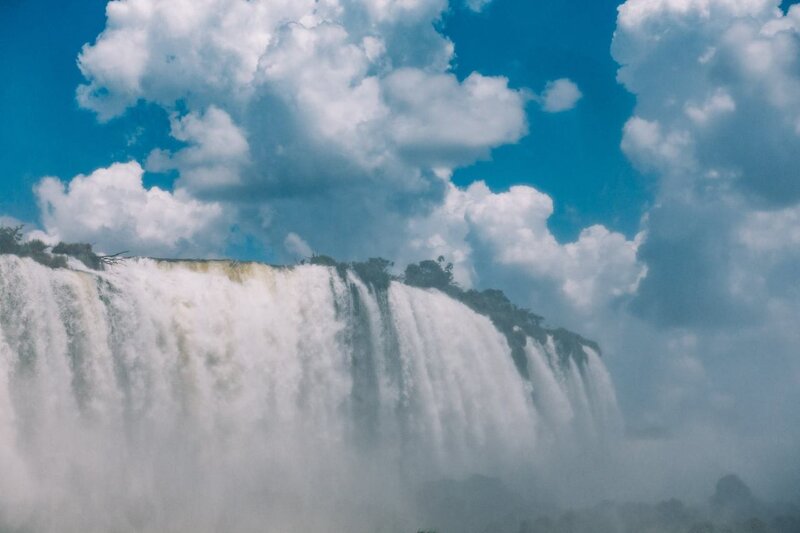 Kiedy odwiedzić wodospady Iguazu