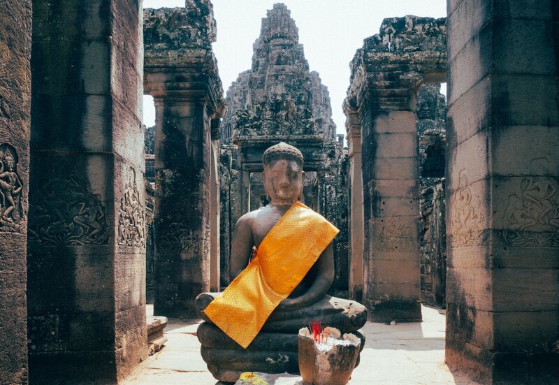 även jag blev förvirrad ibland för att inse om templet byggdes som ett buddhistiskt tempel i ett hinduiskt tempel.