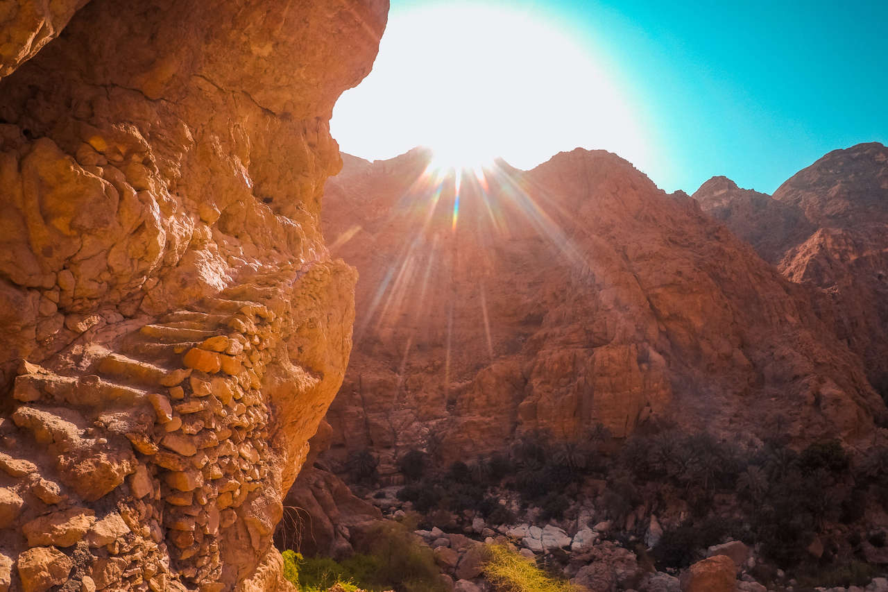 How to Hike to Wadi Shab Secret Cave in Oman without a Guide - A Guide
