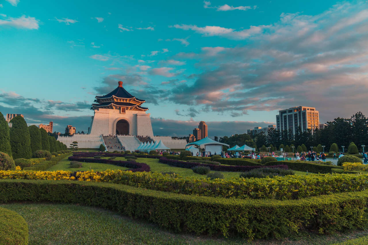 Liberty Square and National Chiang Kai-shek Memorial Hall at sunset in Taipei, Taiwan.