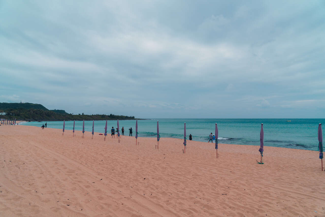 The empty white sand beach of White Sand Bay (Baisha Beach) in Kenting, Taiwan.