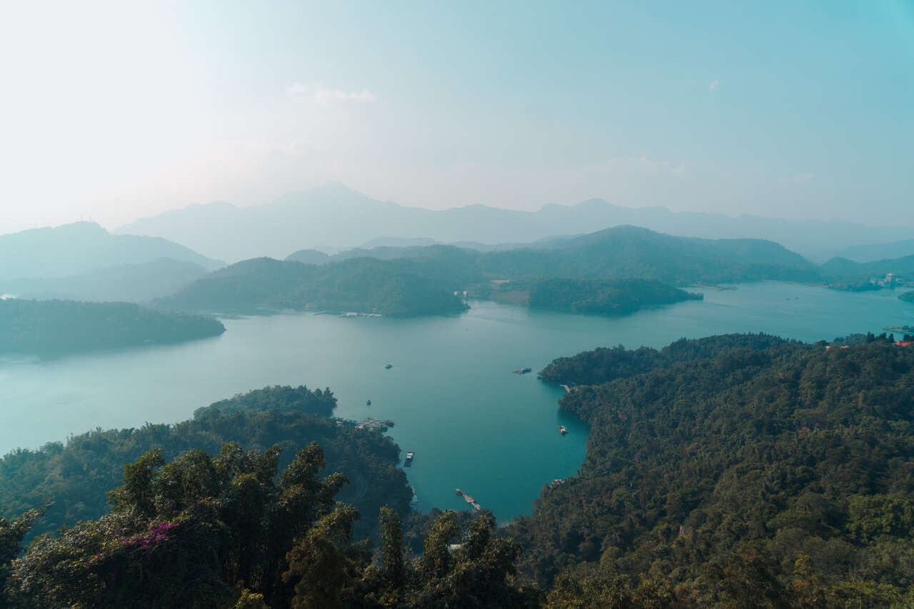 The view of Sun Moon Lake from Ci