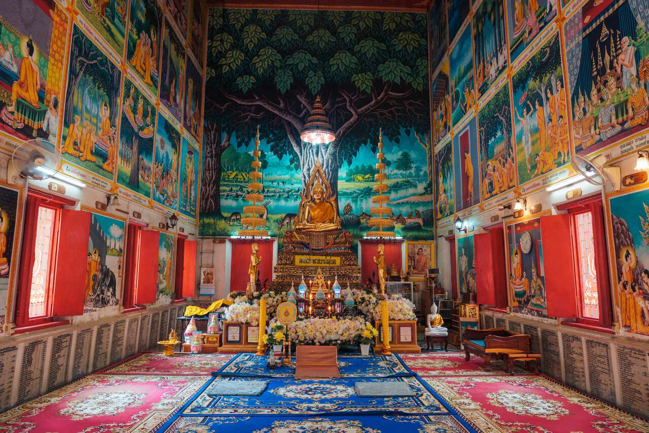 A smaller prayer hall at Wat Ton Son in Ang Thong