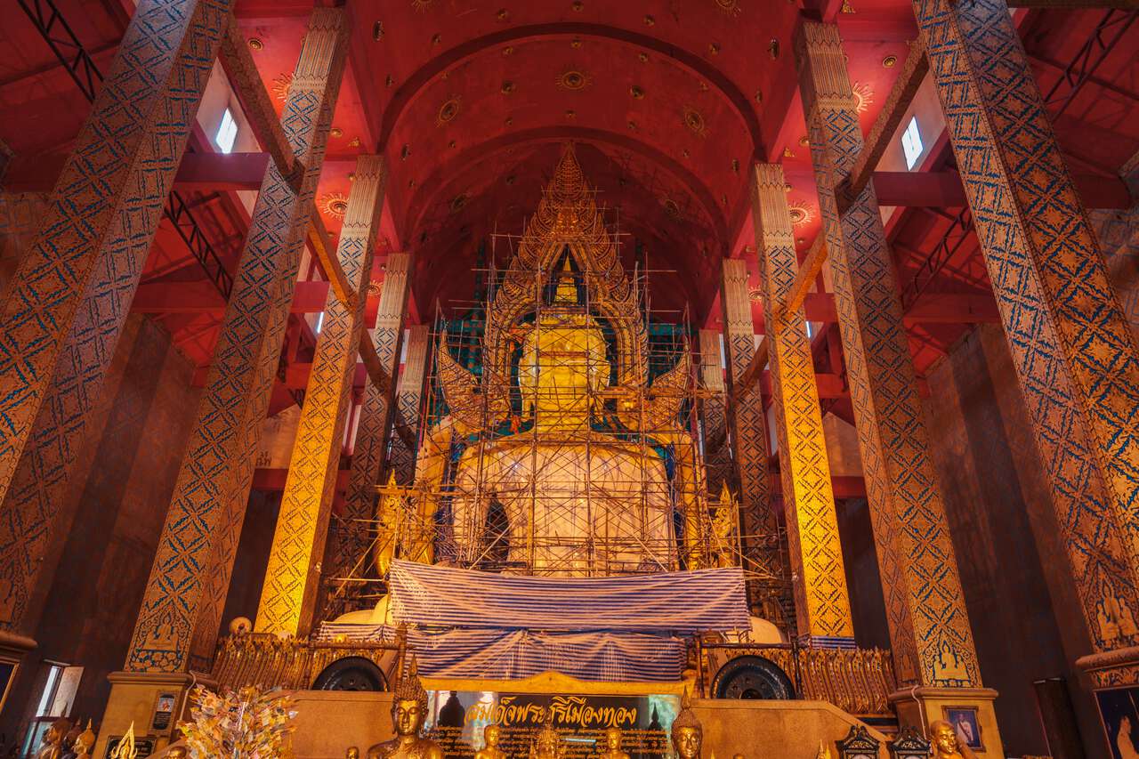 Yhe big seated Buddha image at Wat Ton Son in Ang Thong.