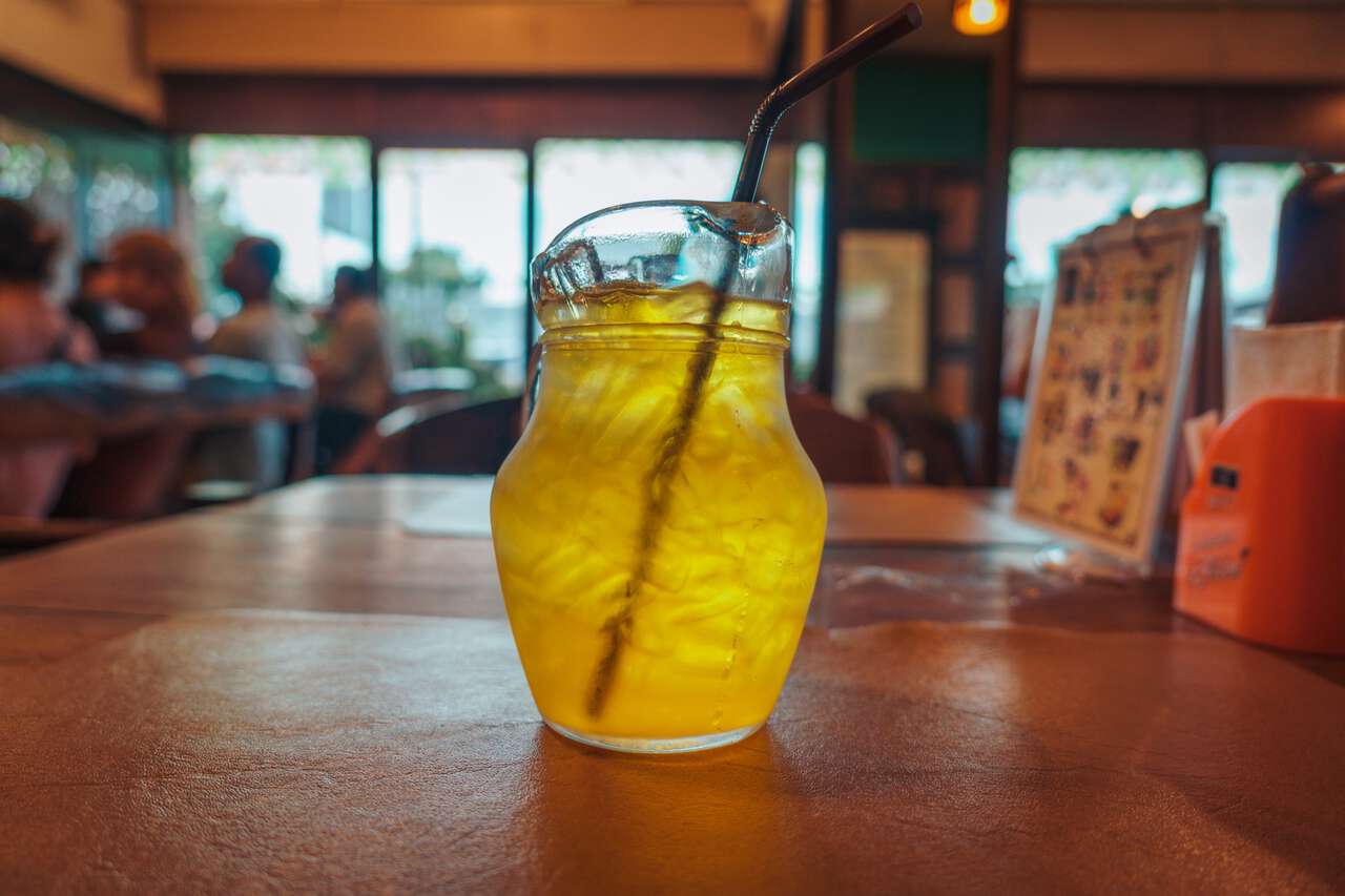 Chrysanthemum iced tea at DR. STEAK restaurant in Ang Thong.