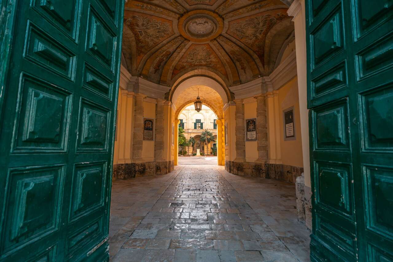 🏛️ Palace of the Grand Master in Malta