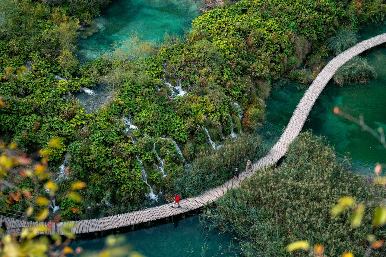 A Complete Travel Guide to Plitvice Lakes National Park