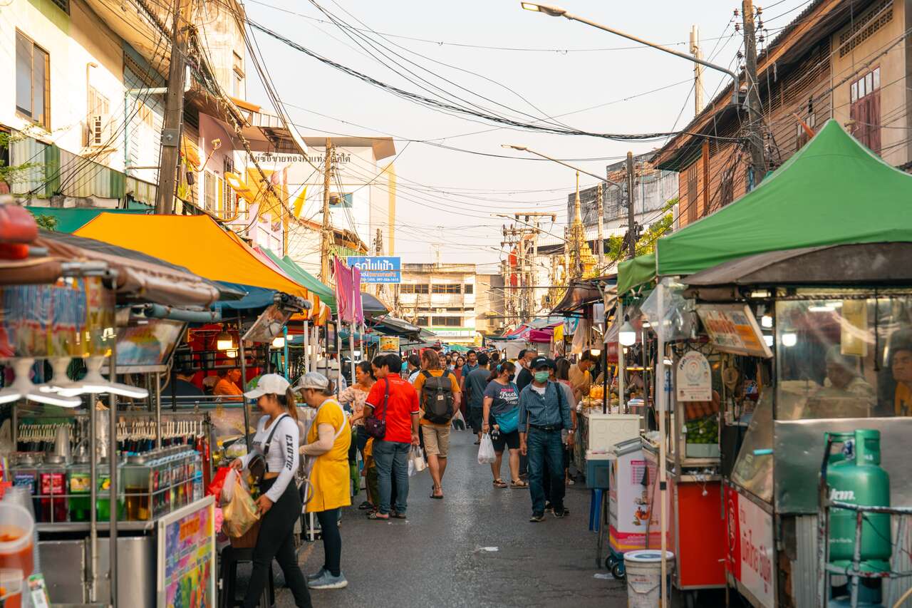 8 Wonderful Things to Do in Surat Thani's Old Town for Solo Travelers